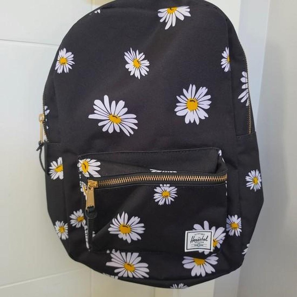 Herschel Supply Co Classic Backpack Wild Daisy Black Floral Gold Zip Daypack